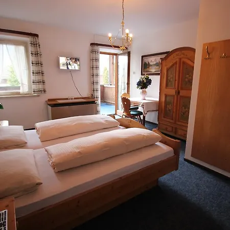 Erlebnislandgasthof Neiderhell Hotel Kleinholzhausen