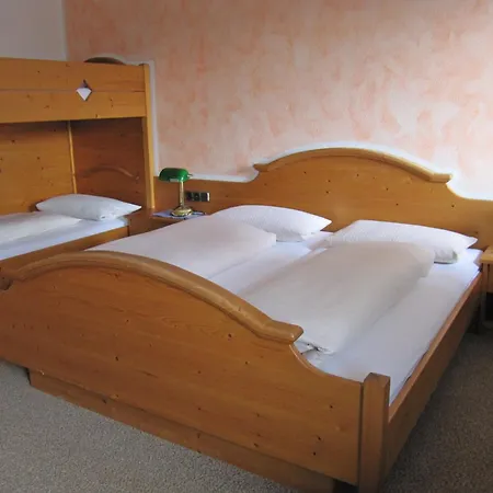 Erlebnislandgasthof Neiderhell Hotel Kleinholzhausen